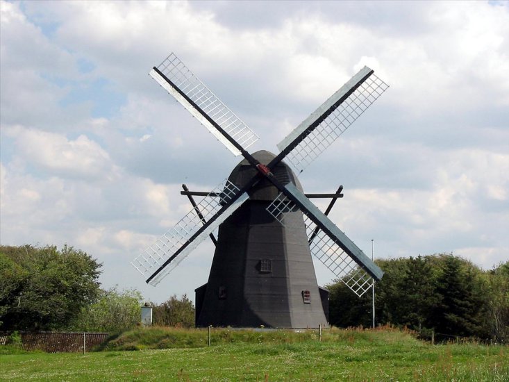 WIATRAKI - Windmill_in_Vendsyssel_2004_ubt.jpg