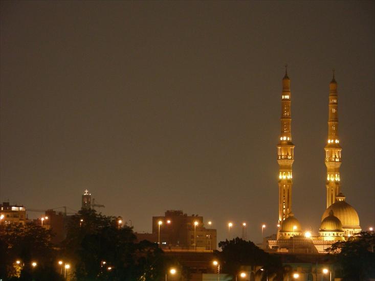 Architektura - Al Nour Mosque in Cairo - Egypt.jpg