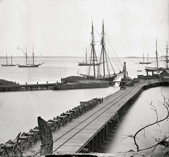 MORSKIE ZDJĘCIA - Virginia, 1865. City Point.jpg