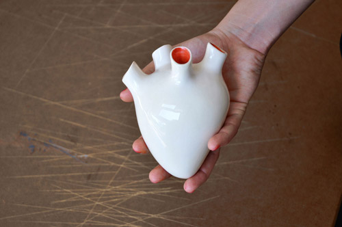 serce w dloni - corezone-ceramic-heart-2.jpg