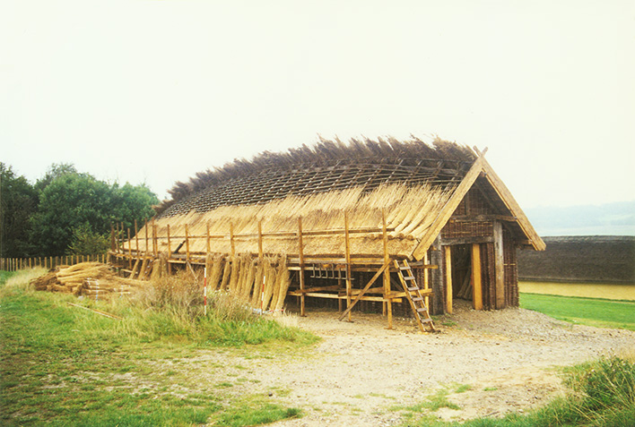 zabudowa - fyrkatLongHouseExpExterior.jpg