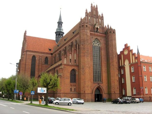 KOŚCIOŁY w POLSCE - Pelplin - Katedra.jpg