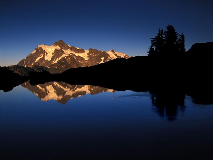 Krajobrazy Natura - Sunset Reflections, Mount Shuksan,  Washington.jpg