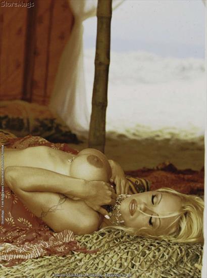 gwiazdy nago - Playboy - Pamela Anderson.jpg