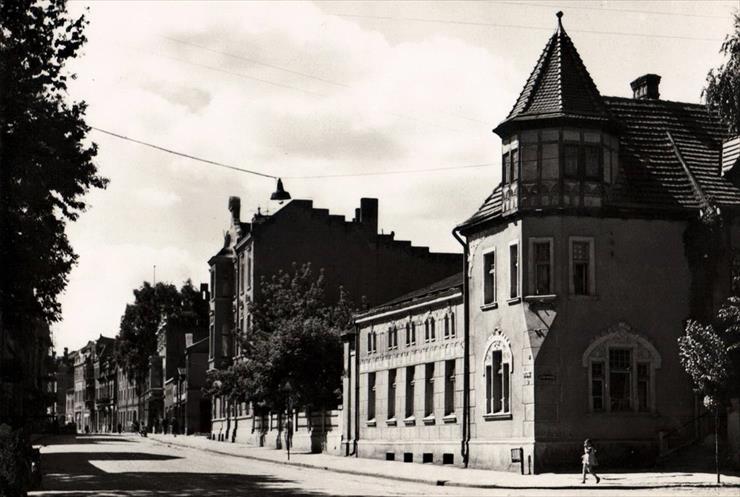 Moje  miasto Wąbrzezno  -dawniej i dziś - 1966 ROK -UL 1  MAJA.jpg