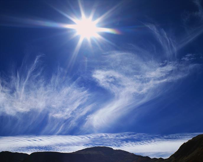 Pejzaż zimowy - Sun clouds,winter sun.jpg
