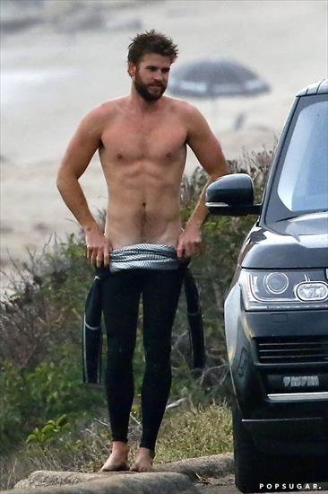 Liam Hemsworth - Liam-Hemsworth-Surfing-Malibu-October-2016.jpg